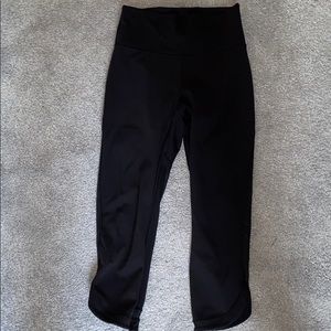 black cropped Lululemon leggings w mesh